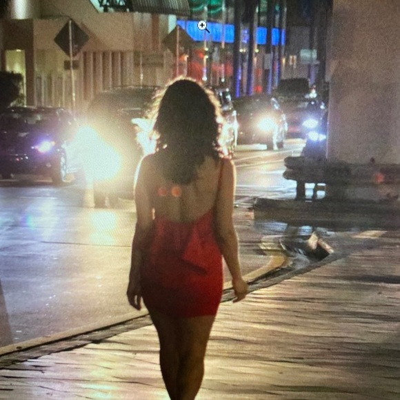 Meet your Posher, Katherine - Picture 3 of 5